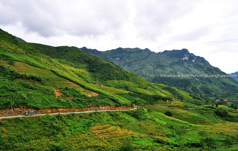 Đường đèo uốn lượn ở Hà Giang - Kinh nghiệm chạy xe đường đèo