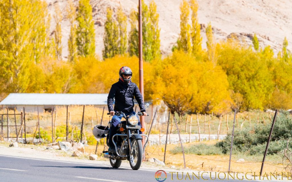 Du lịch ladakh bằng xe máy cũng là 1 trong những phương án cho bạn nhiều trải nghiệm